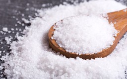 Khoa học nói về tác dụng phụ của việc ăn quá nhiều muối