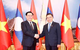 Vun đắp quan hệ Việt - Lào 'có một không hai'