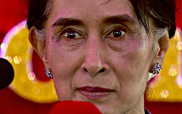 Bà Suu Kyi trở thành cố vấn nhà nước của chính phủ Myanmar