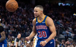 Siêu sao Stephen Curry vượt qua Allen để trở thành 'vua' của những cú ném 3 điểm