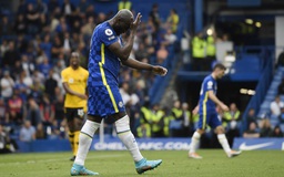 Lukaku ‘nổ súng’ trở lại bằng cú đúp, Chelsea vẫn không thể thắng