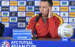 HLV tuyển futsal Việt Nam: 'Iran quá mạnh và hoàn toàn vượt trội ở châu Á'