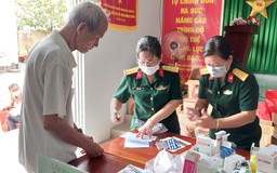 Ngày cuối năm 2022, hơn 200 người ở Trà Vinh được khám bệnh, cấp thuốc miễn phí