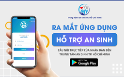 Người dân TP.HCM tải ứng dụng An sinh để yêu cầu cứu trợ thực phẩm, y tế