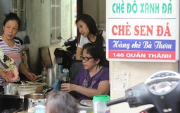 Khám phá quán chè đỗ đen mật mía 40 năm tuổi ở Hà Nội