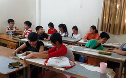 Luẩn quẩn ‘vòng tròn chợ chữ’