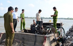 Nổ súng bắt cát tặc trên sông Đồng Nai