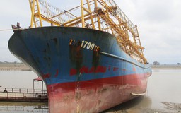 Cam kết hoàn tất sửa chữa tàu vỏ thép trong tháng 8