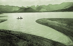 'Thong dong xứ Thanh' qua ảnh Nguyễn Lương Hiệu