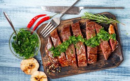 Nên ăn loại đạm nào để được sống thọ?