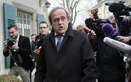 Platini từ chức chủ tịch UEFA để chứng minh sự trong sạch