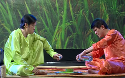 Nghệ sĩ Hoài Linh và Bảo Trí tái diễn vở kịch ‘Không đội trời chung’