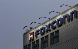 Foxconn mở nhà máy sản xuất màn hình tại Mỹ