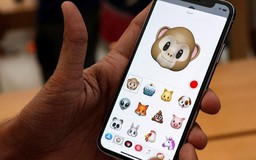 Apple khoe karaoke Animoji trong quảng cáo iPhone X mới nhất