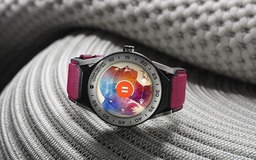 Tag Heuer ra mắt smartwatch mô-đun nhỏ gọn