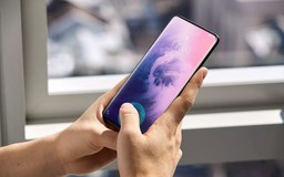 OnePlus 7 Pro ra mắt, màn hình không tai thỏ