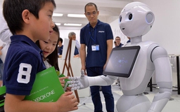 Chi tiêu robot và máy bay không người lái đạt 128,7 tỉ USD trong năm nay