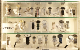 FPT Shop mở rộng ngành hàng đồng hồ chính hãng
