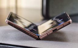 Những điểm mới trên smartphone màn hình gập Galaxy Z Fold2