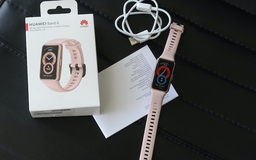 Khám phá vòng đeo tay thông minh giá mềm Huawei Band 6