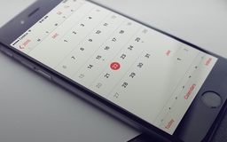 Ứng dụng Calendar vẫn hiển thị các thông tin spam