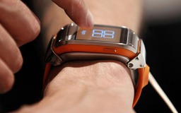 Samsung chấm dứt hỗ trợ smartwatch đầu tiên của mình