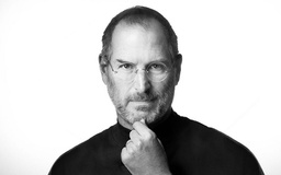 Tổng thống Joe Biden trao Huân chương Tự do cho Steve Jobs