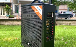 SoundMax trình làng loa di động vali kéo M-22