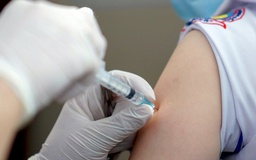 Ngày mới với tin tức sức khỏe: Kháng thể người tiêm vắc xin và người khỏi Covid-19