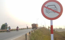 Xôn xao việc cấm ô tô qua cầu Đại Lộc ở Quảng Trị