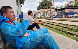 Thượng tá bị trêu 'có bồ trong Nam' vì 3 lần xung phong đón dân về quê