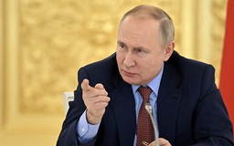 Tổng thống Putin nói chiến thắng tại Ukraine 'được đảm bảo', ca ngợi công nghiệp quốc phòng