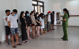 Tây Ninh: Đột kích cơ sở karaoke, nhiều thiếu nữ dương tính ma túy