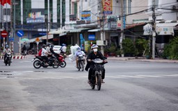 Tây Ninh: Công nhân làm việc ở vùng xanh, vàng được đi làm bằng xe cá nhân