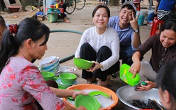 Việt Hương thực hiện tâm nguyện dang dở của mẹ