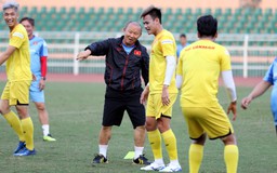 HLV Park Hang-seo sẽ giải được bài toán mang tên “đôi cánh” cho U.23 Việt Nam
