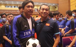 HLV trưởng U.19 Việt Nam ‘thổi lửa’ ngày hội phong trào bóng đá Bình Dương