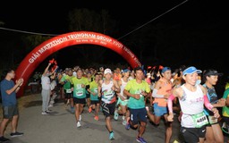 Marathon Trung Nam ‘Vượt trùng khơi’: Tự hào chạy trên vùng biển quê hương