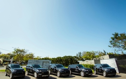 Land Rover Việt Nam bàn giao đội xe cao cấp cho Four Seasons The Nam Hai