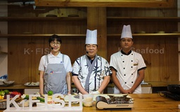 Lớp học món cá sống (cá bơn, bào ngư) Hàn Quốc dành cho đầu bếp Việt Nam