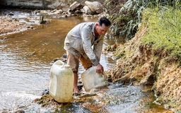 Mùa hạn và thực trạng thiếu nước sạch tại miền Trung
