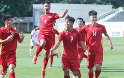 Lập cú đúp cho U.19 Việt Nam, chân sút Nguyễn Quốc Việt thoát nỗi lo lớn
