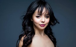 Bị Trung Quốc 'cấm cửa', hoa hậu Canada mắc kẹt ở Hồng Kông