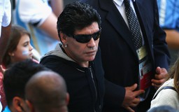 Maradona đưa vợ cũ ra tòa