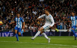 Benzema và Ronaldo ghi bàn nhưng vấn đề của Real Madrid chưa được giải quyết