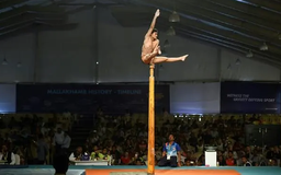 Ấn Độ tổ chức thành công giải vô địch thế giới yoga trên cột