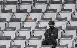 VCK EURO 2020: HLV Loew hết ‘cứng đầu’, gọi Thomas Muller trở lại tuyển Đức