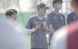 World Cup 2022: HLV Shin Tae-yong của Indonesia sớm ‘đánh bại’ Nishino của Thái Lan