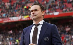 Ajax tìm người thay thế Marc Overmars sau vụ từ chức vì bê bối tình dục