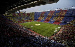 Cần tiền tái thiết, CLB Barcelona đem sân Nou Camp cho CĐV thuê thi đấu